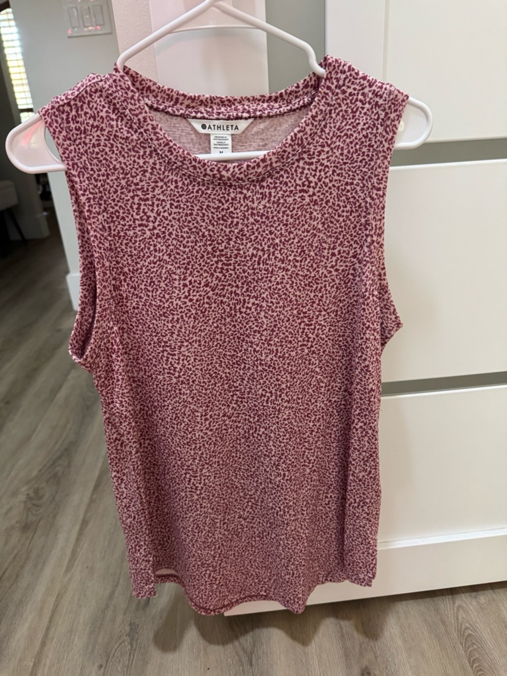 Athleta Active Tank – Pink Speckle Print – Soft & Stretchy
